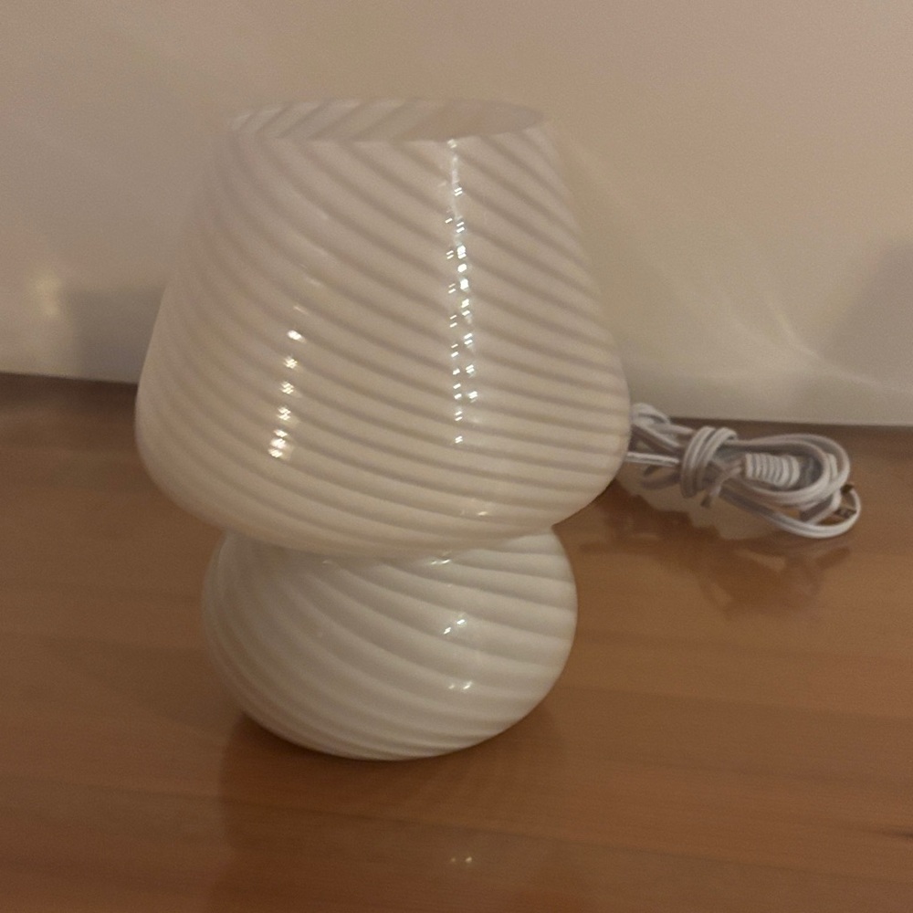 Amazon White Swirl Glass Accent Lamp